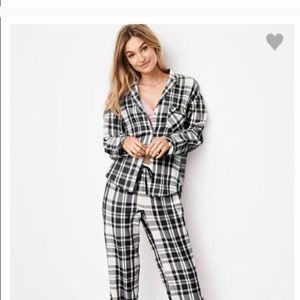 Beautiful, Never-worn, Cozy Victoria’s Secret PJs